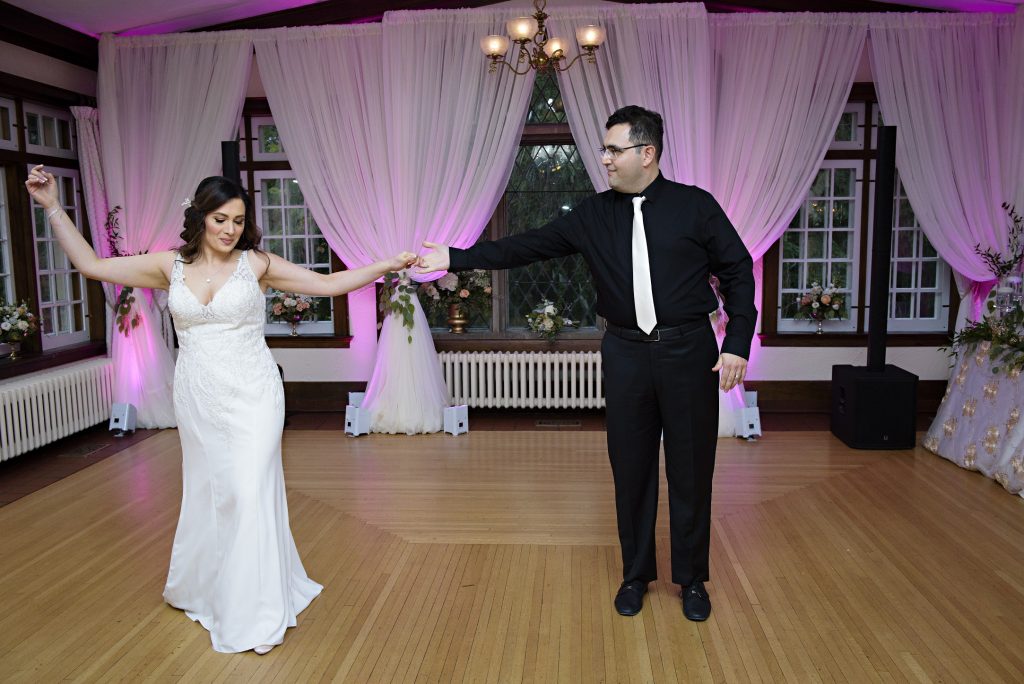 Extra Wedding Planning Time Unmistakably You HRM Photography choreographed first wedding dance