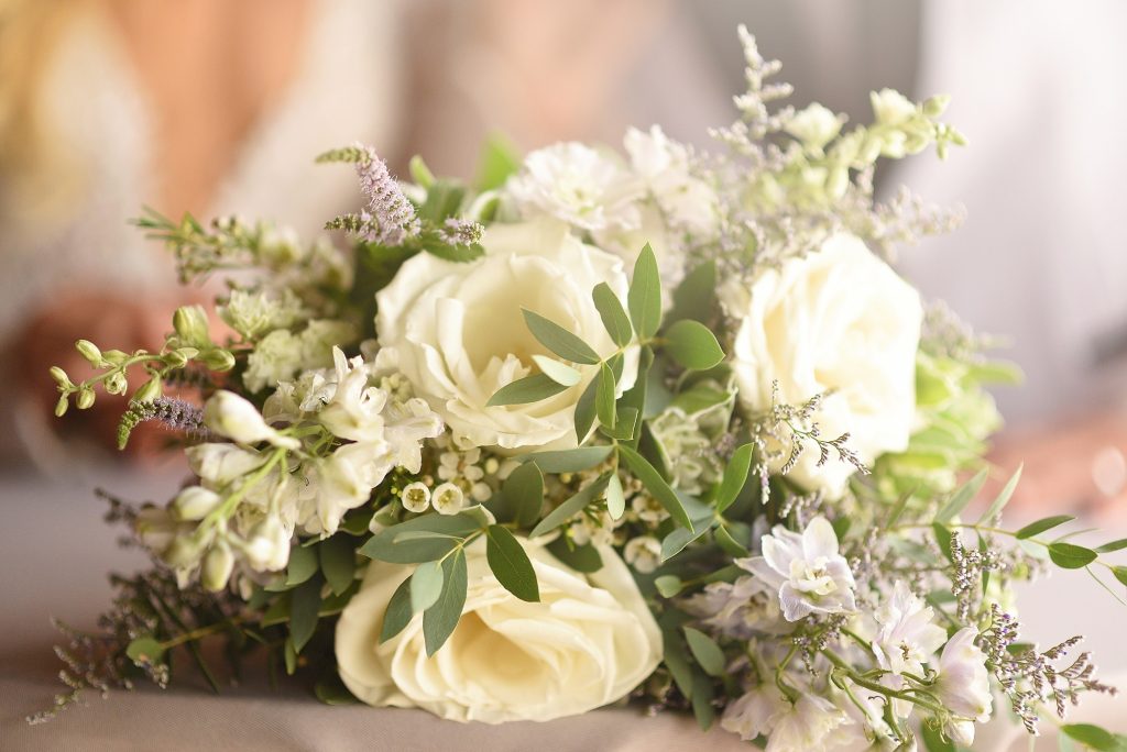The Flowers are Still Blooming Julie Nicole Photography La Petite Fleur beautiful white wedding bouquet