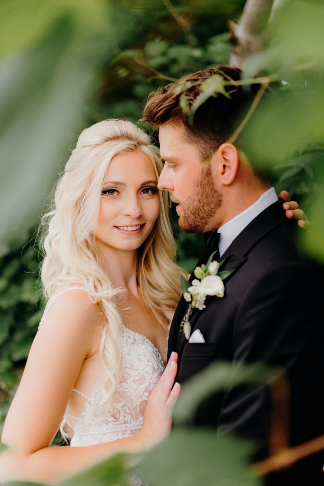 From Countless Changes To Dream I Do | Rebecca & Scott Keller {Real Wedding Story}