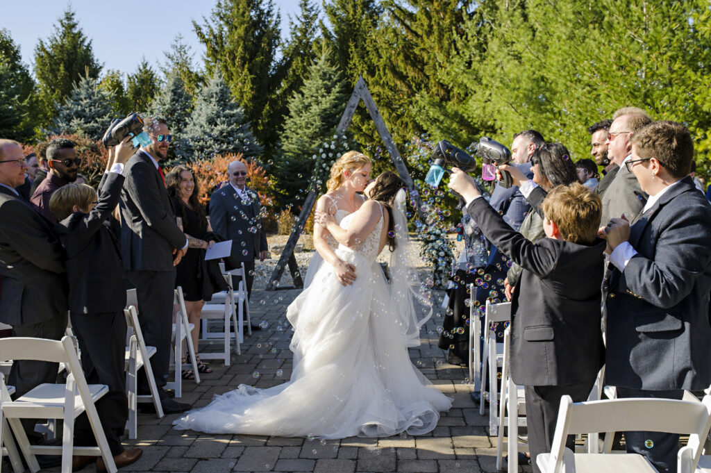The Wedding Ring, HRM Photography, Caradoc Sands Golf Club, London wedding photographer, Strathroy wedding venue, wedding venue