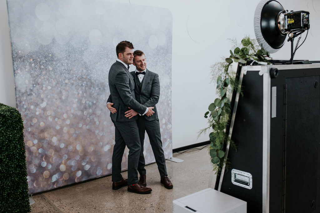 the wedding ring, picture us Photo Booth, Cambridge Photo Booth, wedding photobooth, Kitchener Waterloo photobooth