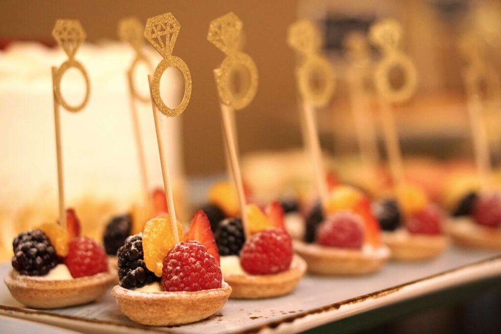 <strong>10 Questions to Ask Your Caterer Before Choosing Your Wedding Menu </strong>