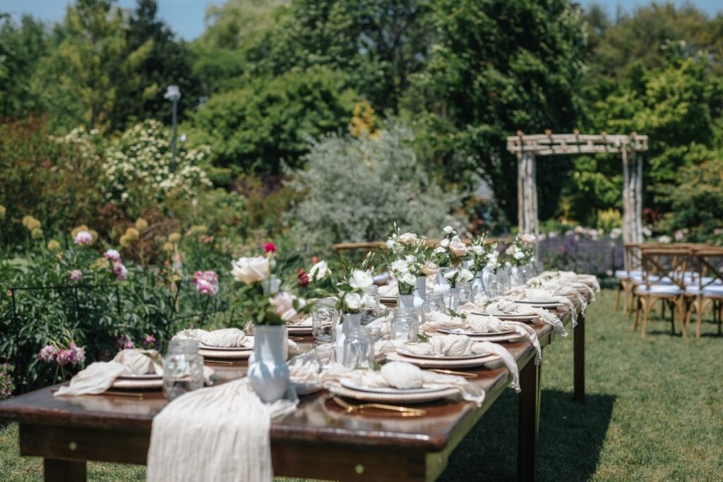 Benefits of a backyard wedding