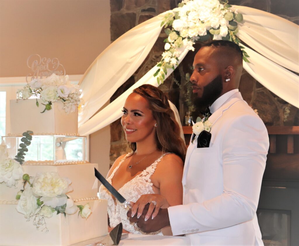 glam and romantic at Dundee Country Club