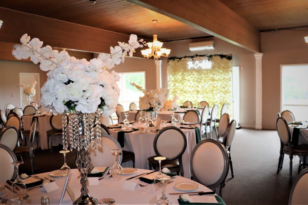 glam and romantic at Dundee Country Club
